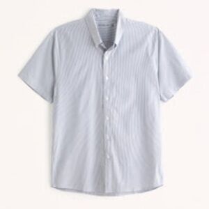NWT Abercrombie & Fitch Men’s Striped Performance Button Up
